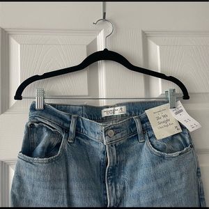 Abercrombie 90s straight leg ultra high rise